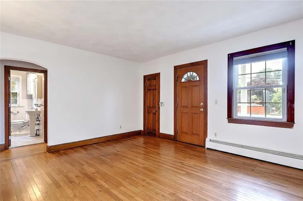 140 Lexington Avenue North Providence RI 02904