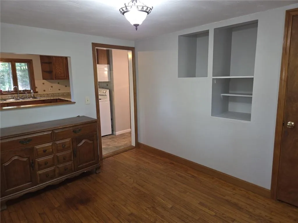 31 Lakeside Drive Hopkinton RI 02832