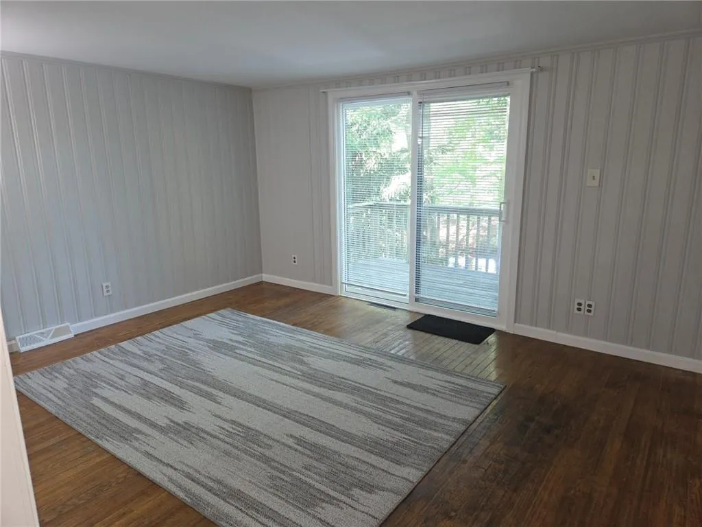 31 Lakeside Drive Hopkinton RI 02832