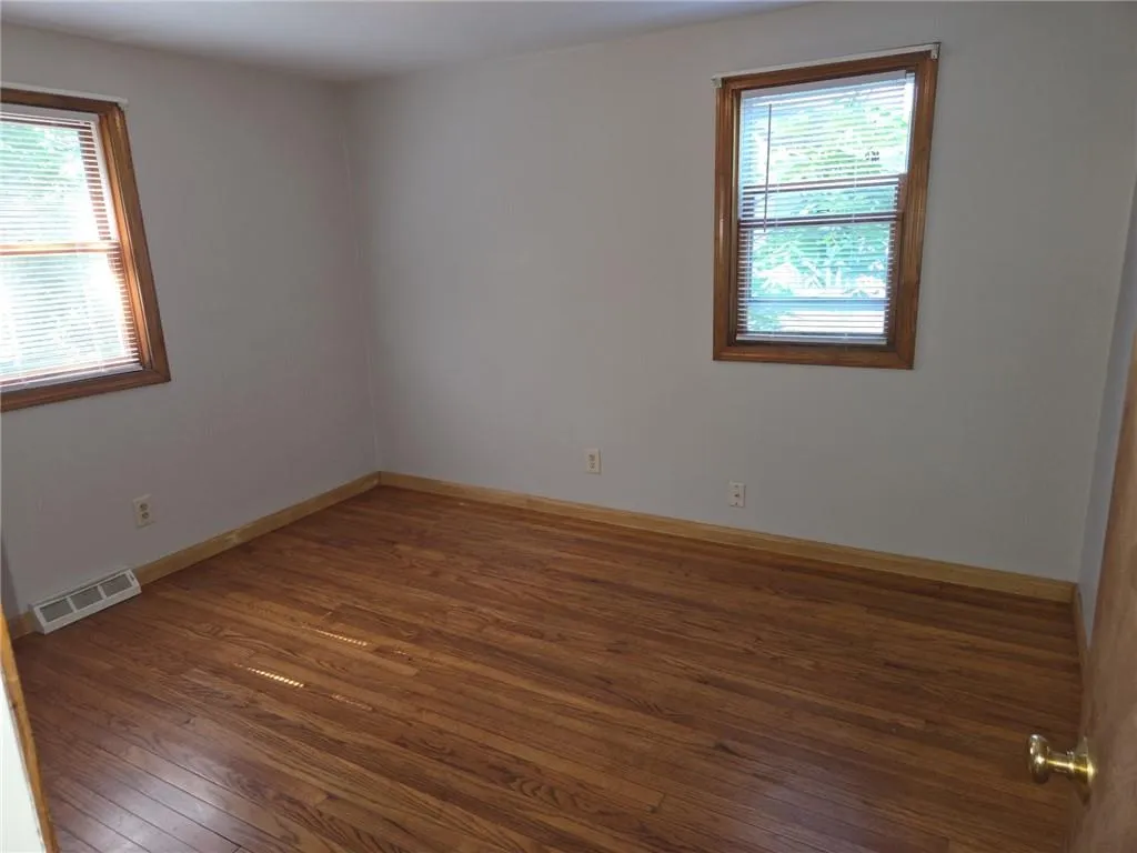 31 Lakeside Drive Hopkinton RI 02832
