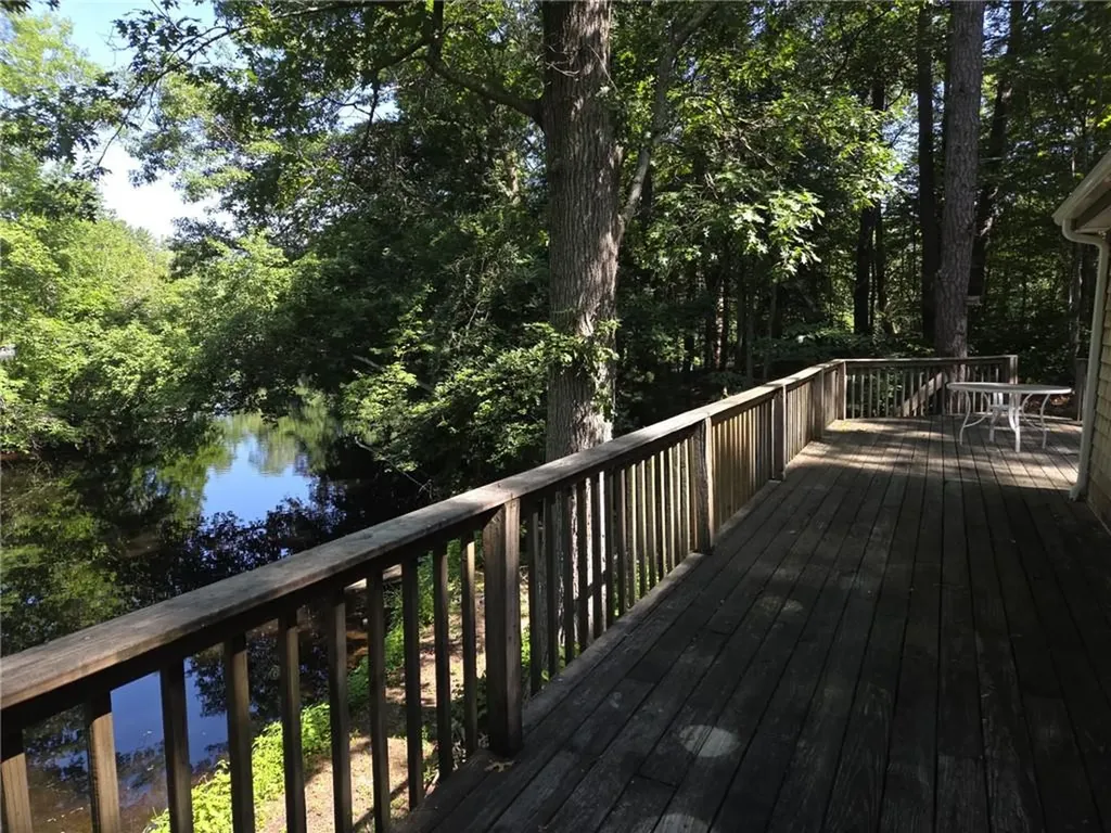 31 Lakeside Drive Hopkinton RI 02832