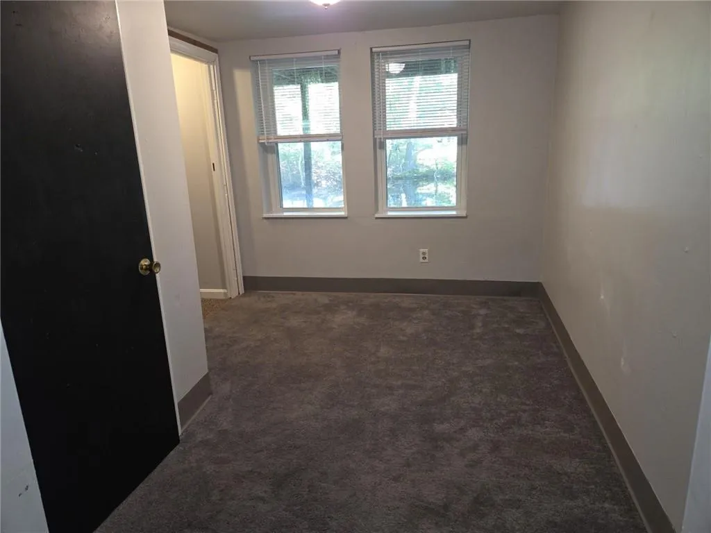31 Lakeside Drive Hopkinton RI 02832