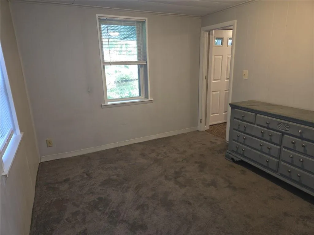 31 Lakeside Drive Hopkinton RI 02832