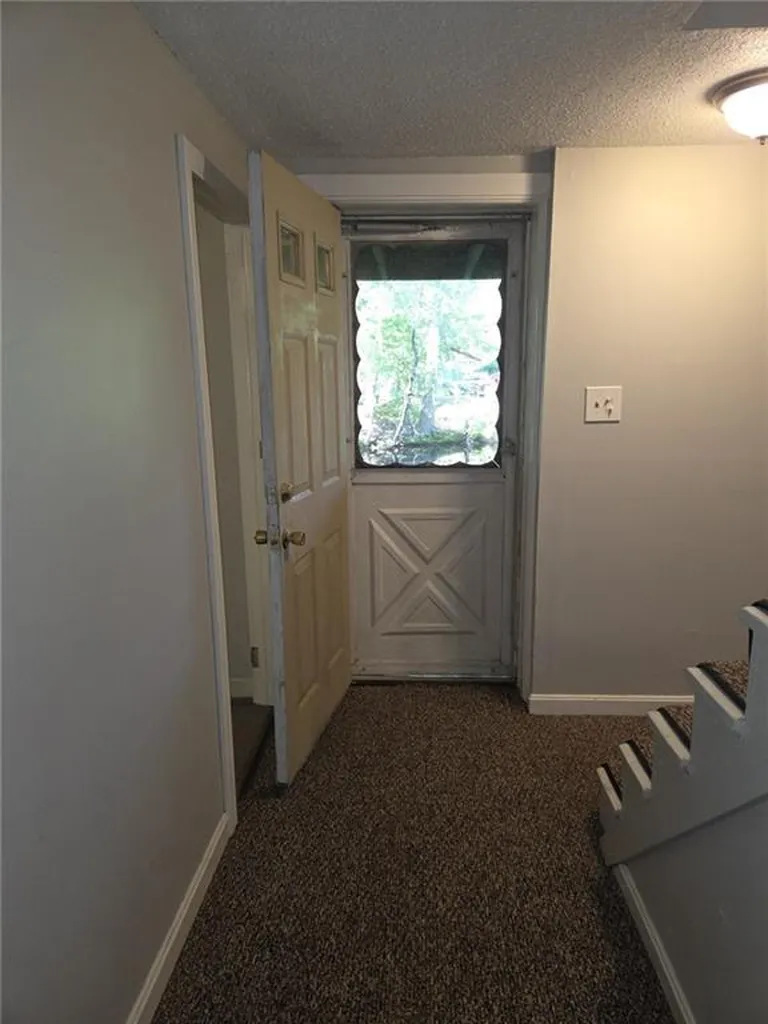 31 Lakeside Drive Hopkinton RI 02832