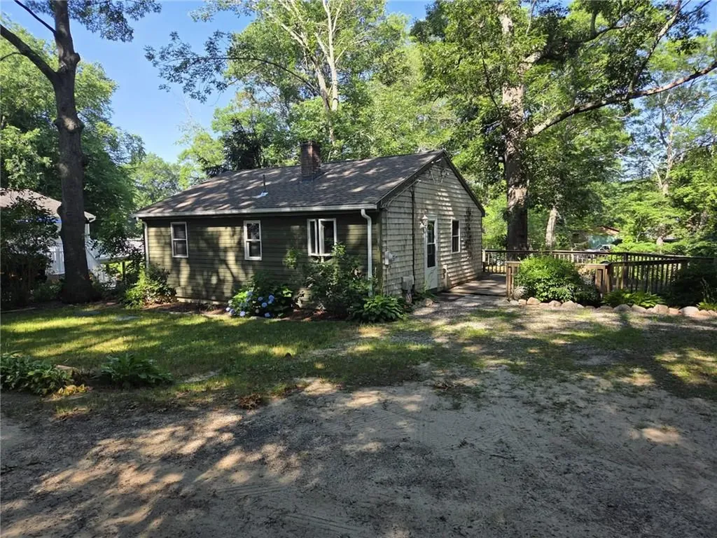 31 Lakeside Drive Hopkinton RI 02832