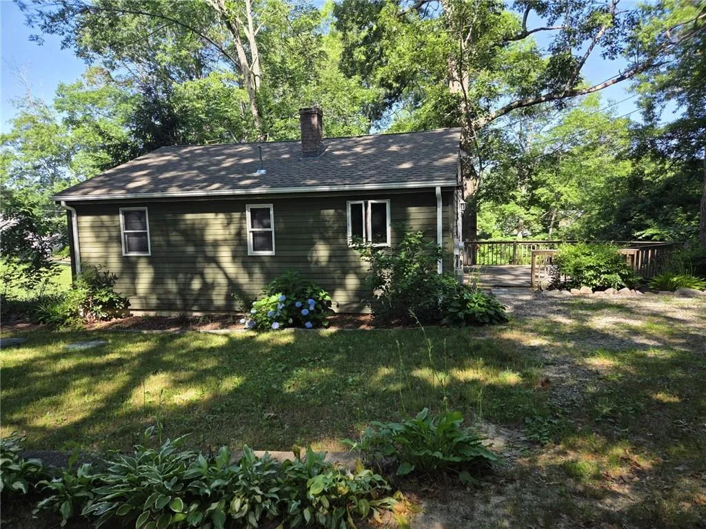 31 Lakeside Drive Hopkinton RI 02832