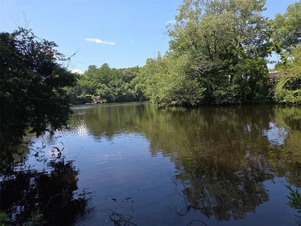 31 Lakeside Drive Hopkinton RI 02832
