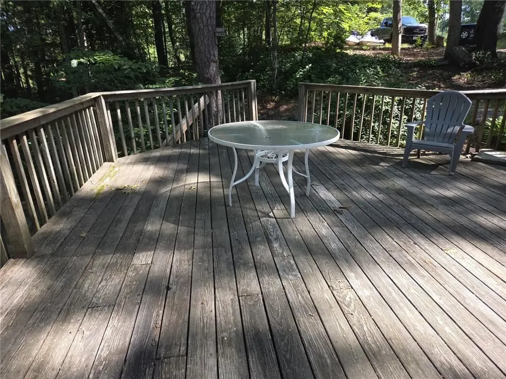 31 Lakeside Drive Hopkinton RI 02832