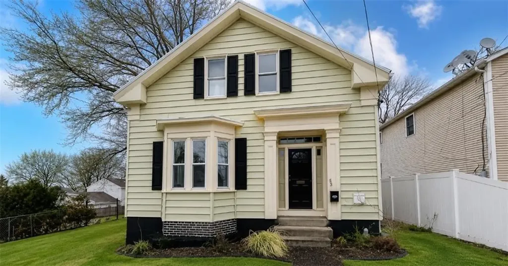 38 Pleasant Street Providence RI 02906