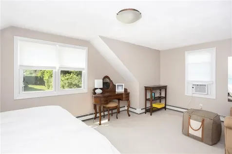 12 Ellen Street Bristol RI 02809