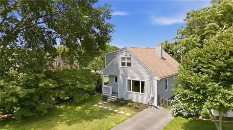 12 Ellen Street Bristol RI 02809