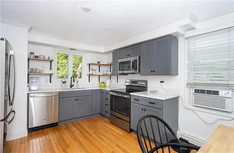 12 Ellen Street Bristol RI 02809
