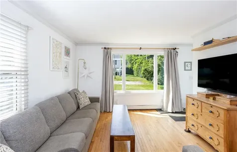 12 Ellen Street Bristol RI 02809