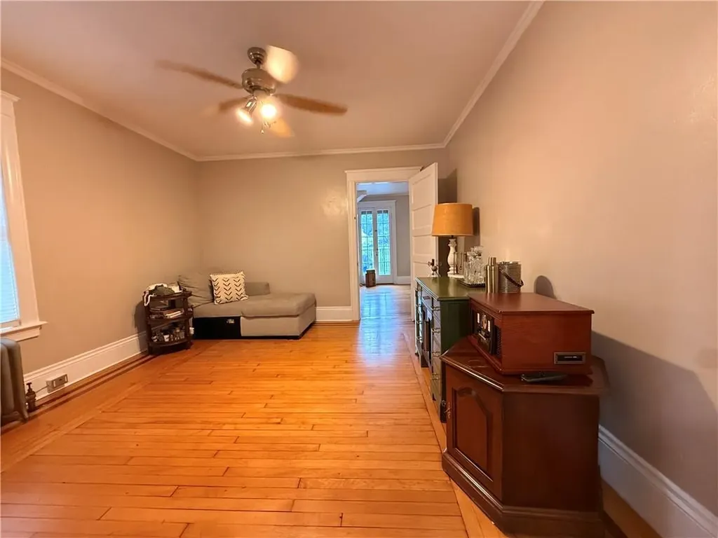 215 Rochambeau Avenue Providence RI 02906