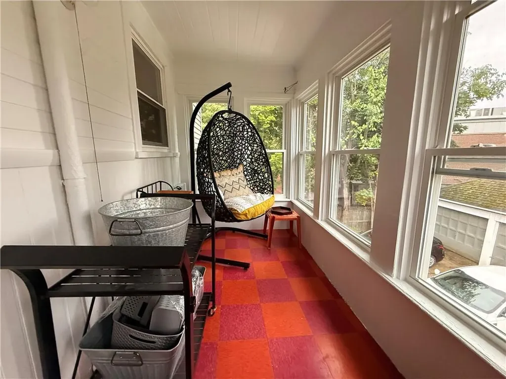 215 Rochambeau Avenue Providence RI 02906
