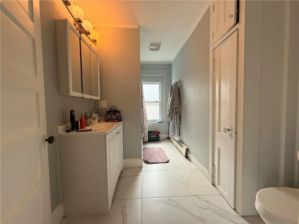 215 Rochambeau Avenue Providence RI 02906