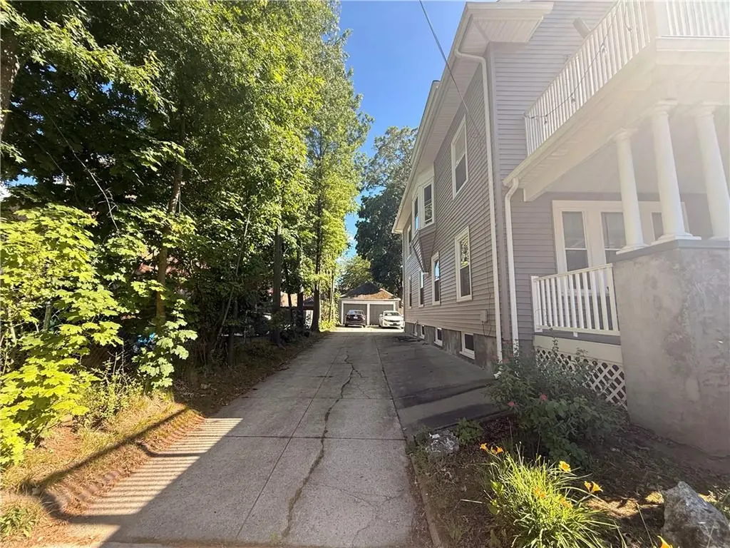215 Rochambeau Avenue Providence RI 02906