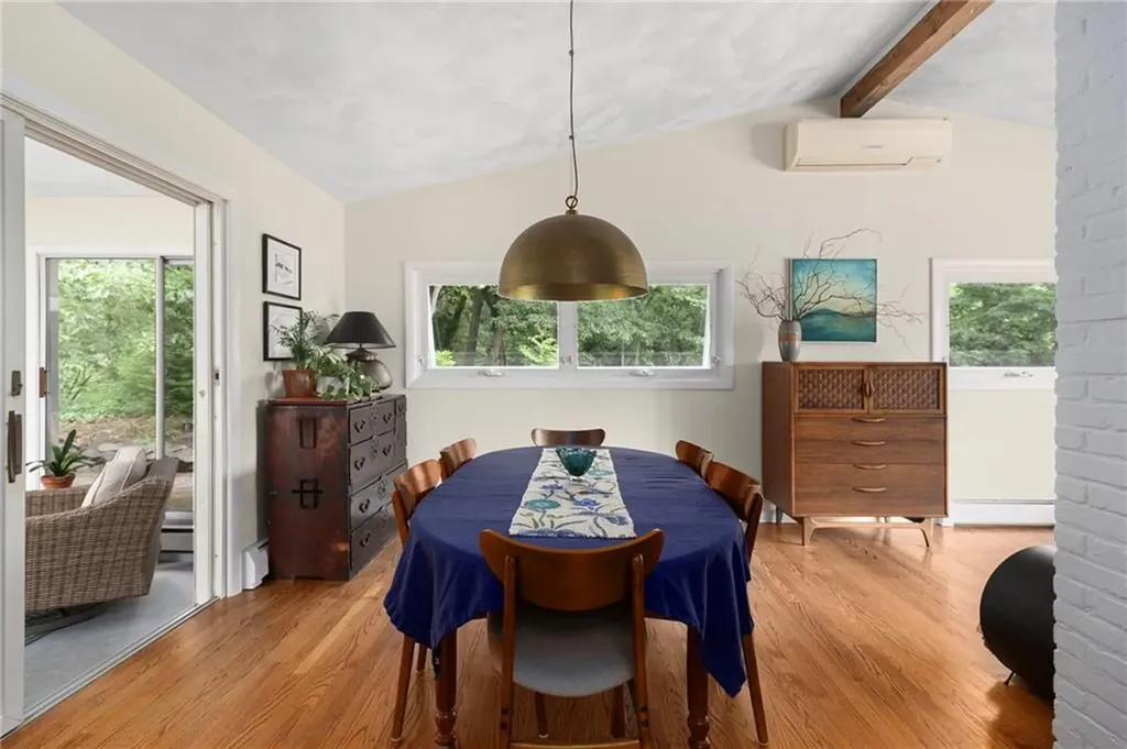 10 Guzeika Road North Kingstown RI 02852