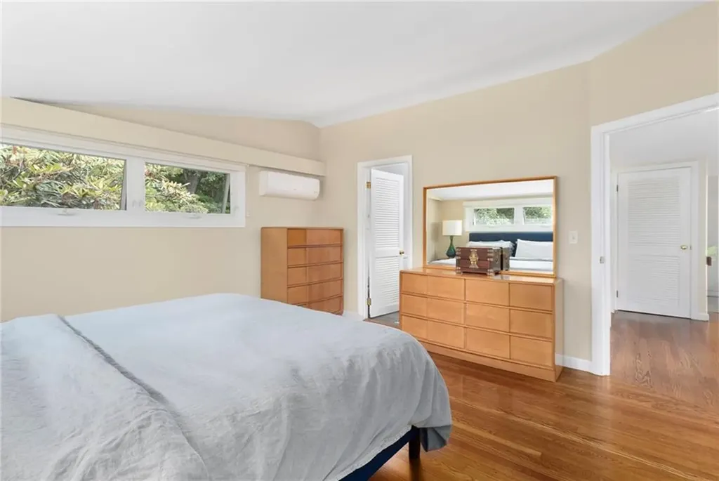 10 Guzeika Road North Kingstown RI 02852