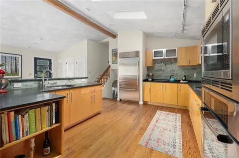 10 Guzeika Road North Kingstown RI 02852