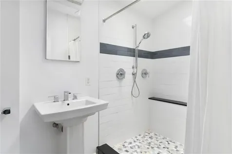 10 Guzeika Road North Kingstown RI 02852