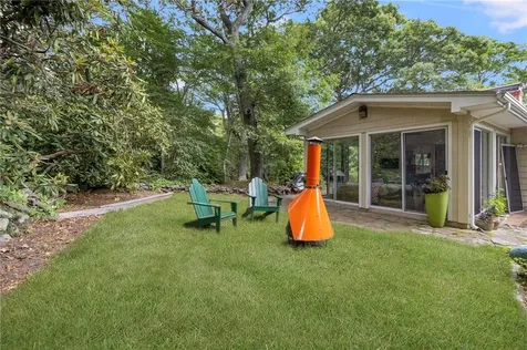 10 Guzeika Road North Kingstown RI 02852