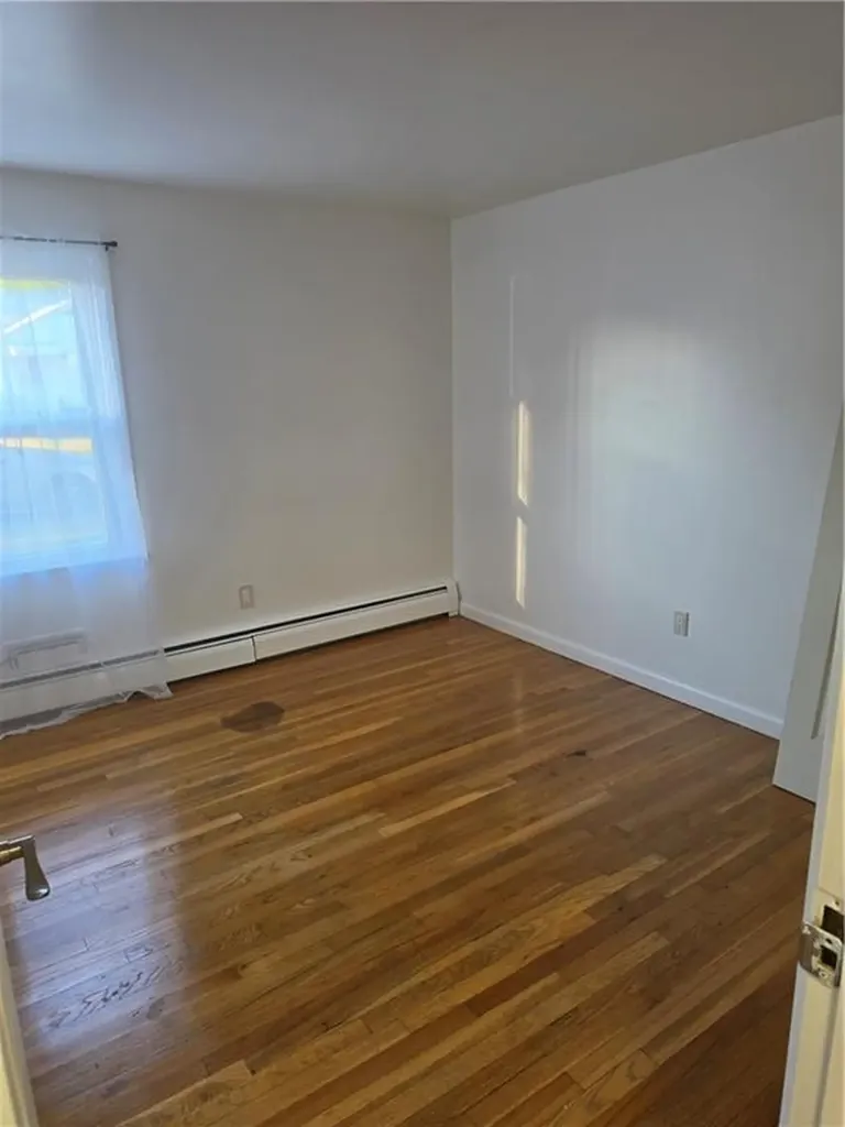 75 Eaton Street Pawtucket RI 02861