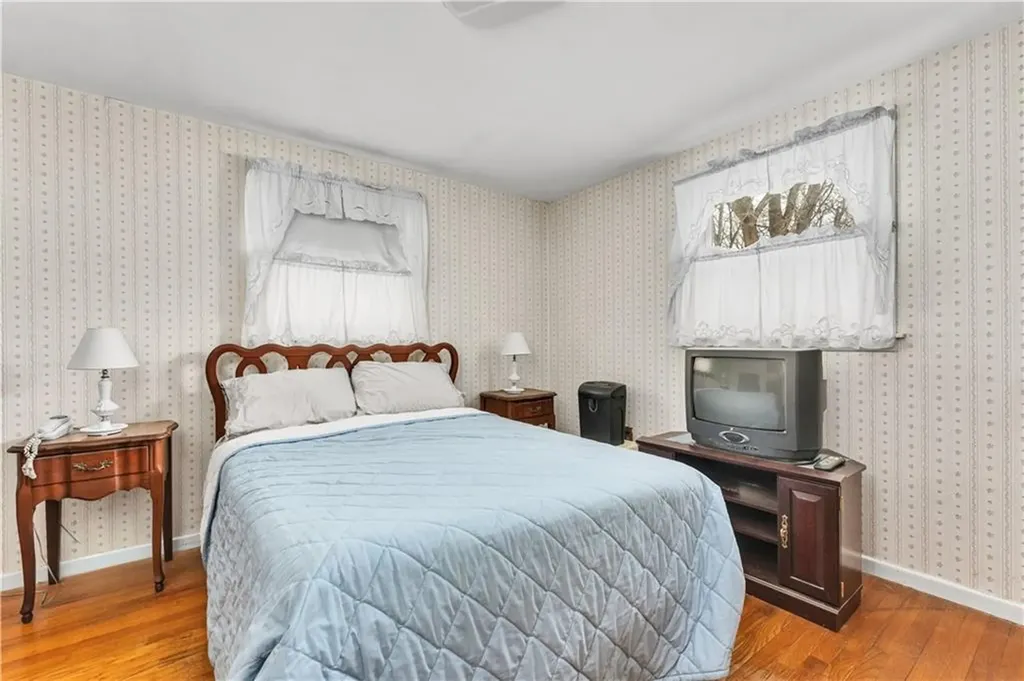 22 Hagerstown Road Warwick RI 02886