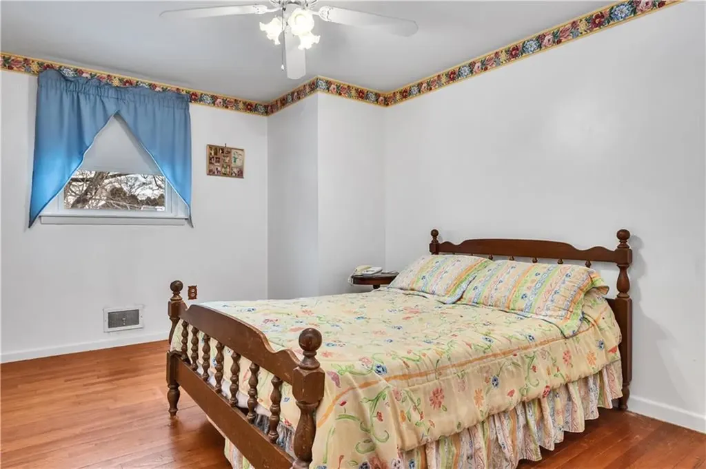 22 Hagerstown Road Warwick RI 02886