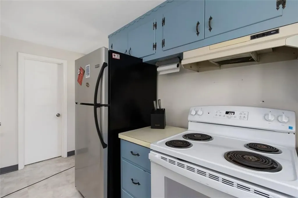 58 Springer Avenue Tiverton RI 02878