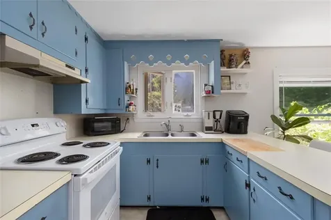 58 Springer Avenue Tiverton RI 02878
