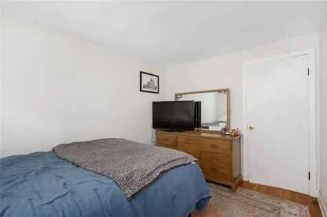 58 Springer Avenue Tiverton RI 02878