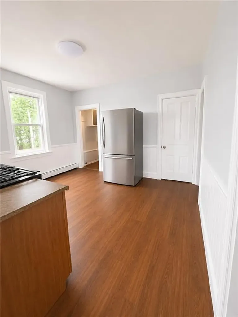 982 Douglas Avenue Providence RI 02904