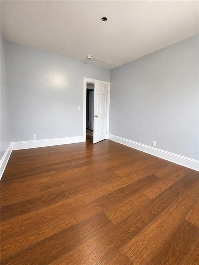 982 Douglas Avenue Providence RI 02904