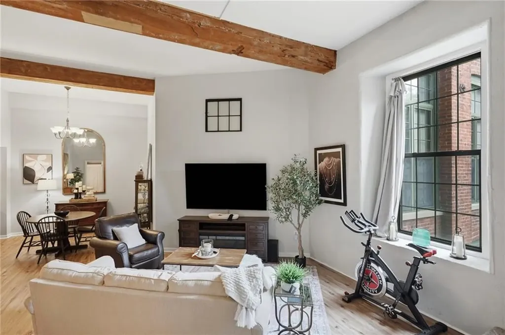 15 Higgins Street Smithfield RI 02917