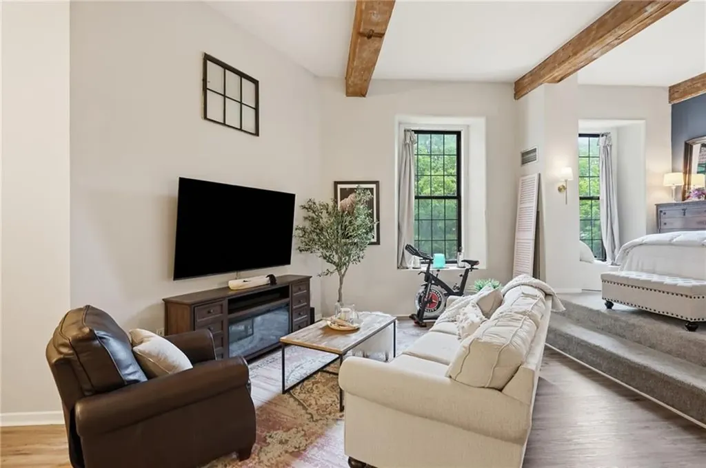 15 Higgins Street Smithfield RI 02917