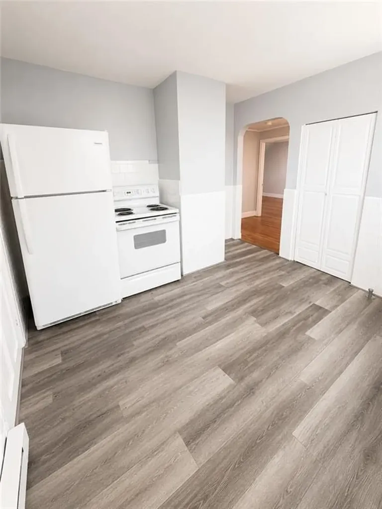 380 Farmington Avenue Cranston RI 02920