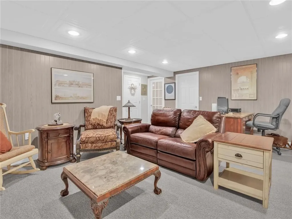 7 Daisy Lane Coventry RI 02816