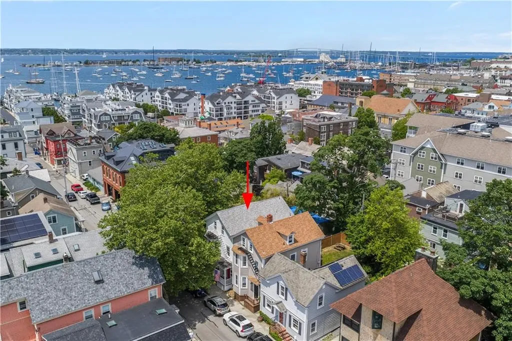 28 Young Street Newport RI 02840