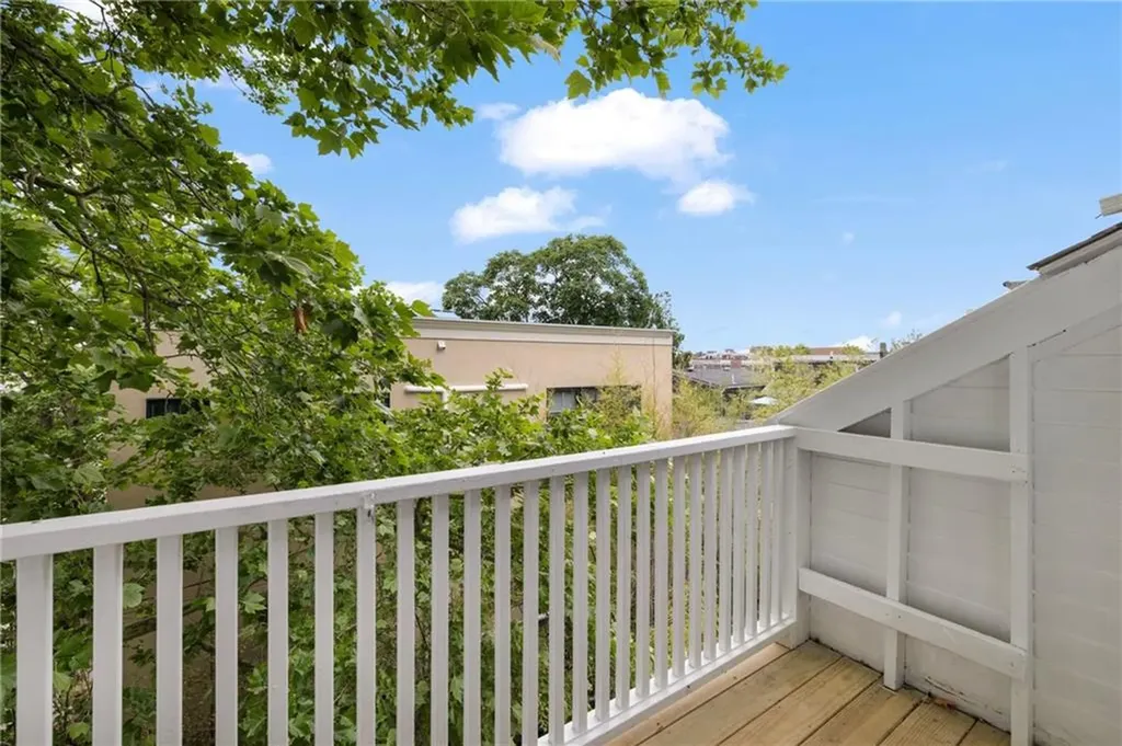 28 Young Street Newport RI 02840