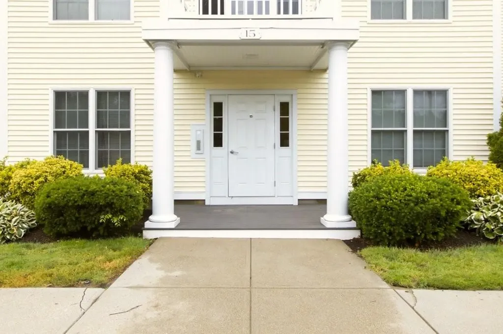 15 Saw Mill Drive North Kingstown RI 02852