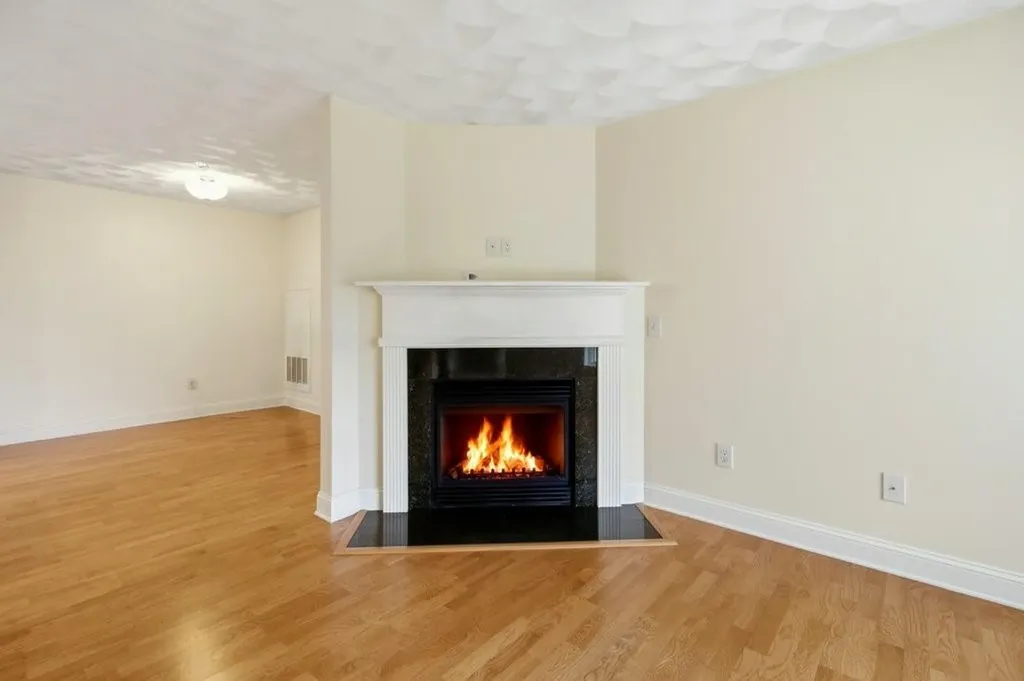 15 Saw Mill Drive North Kingstown RI 02852