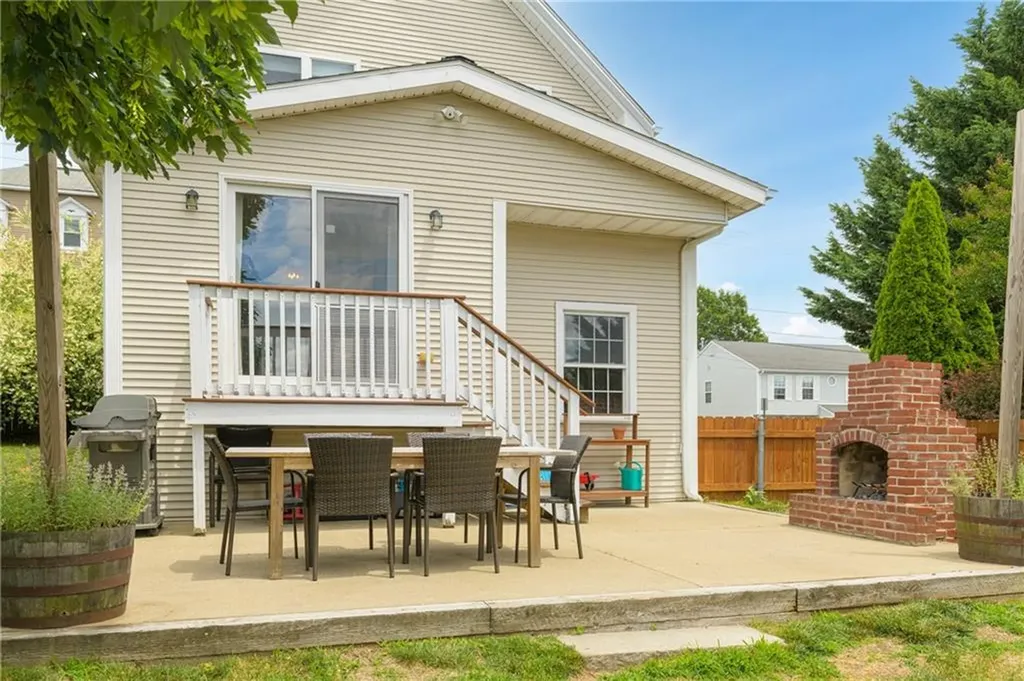 259 Juniper Street East Providence RI 02914