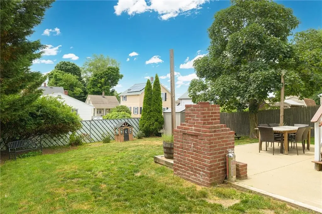 259 Juniper Street East Providence RI 02914