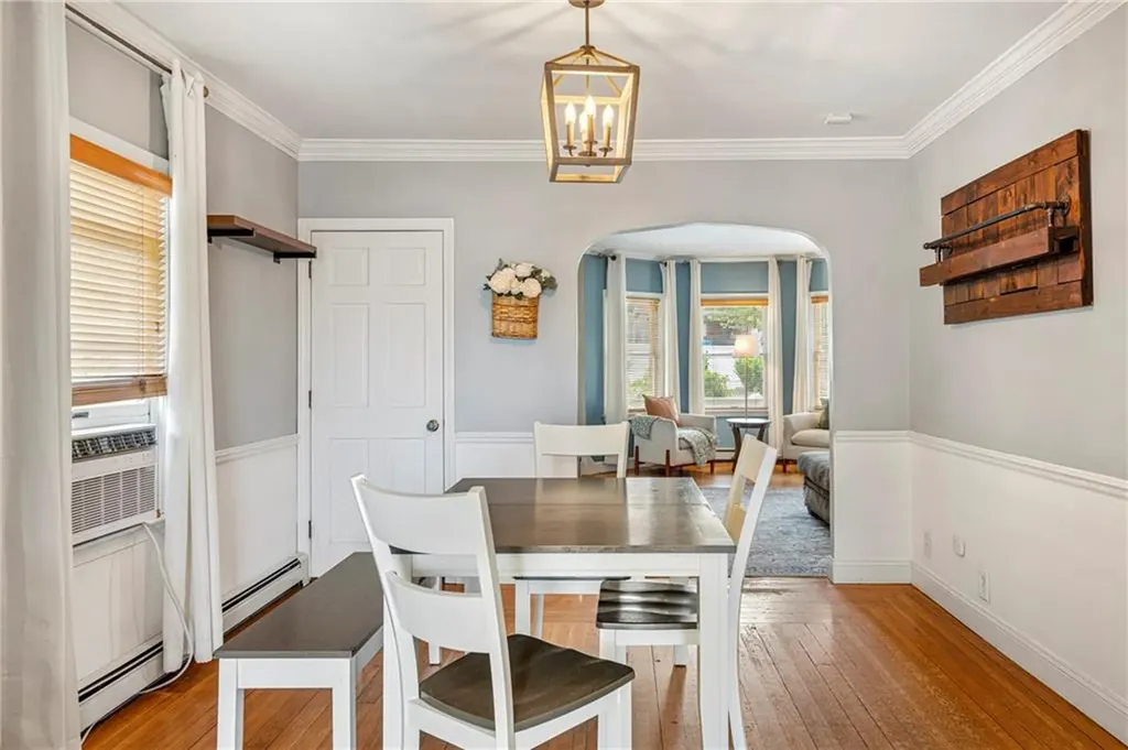 259 Juniper Street East Providence RI 02914