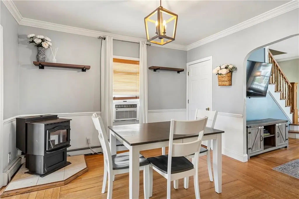 259 Juniper Street East Providence RI 02914