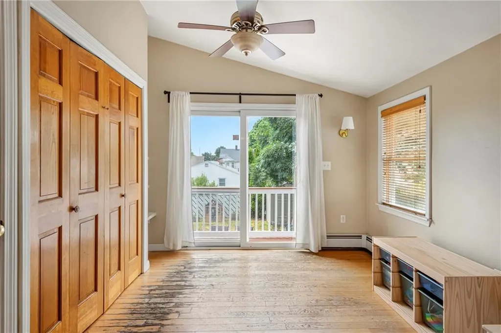 259 Juniper Street East Providence RI 02914