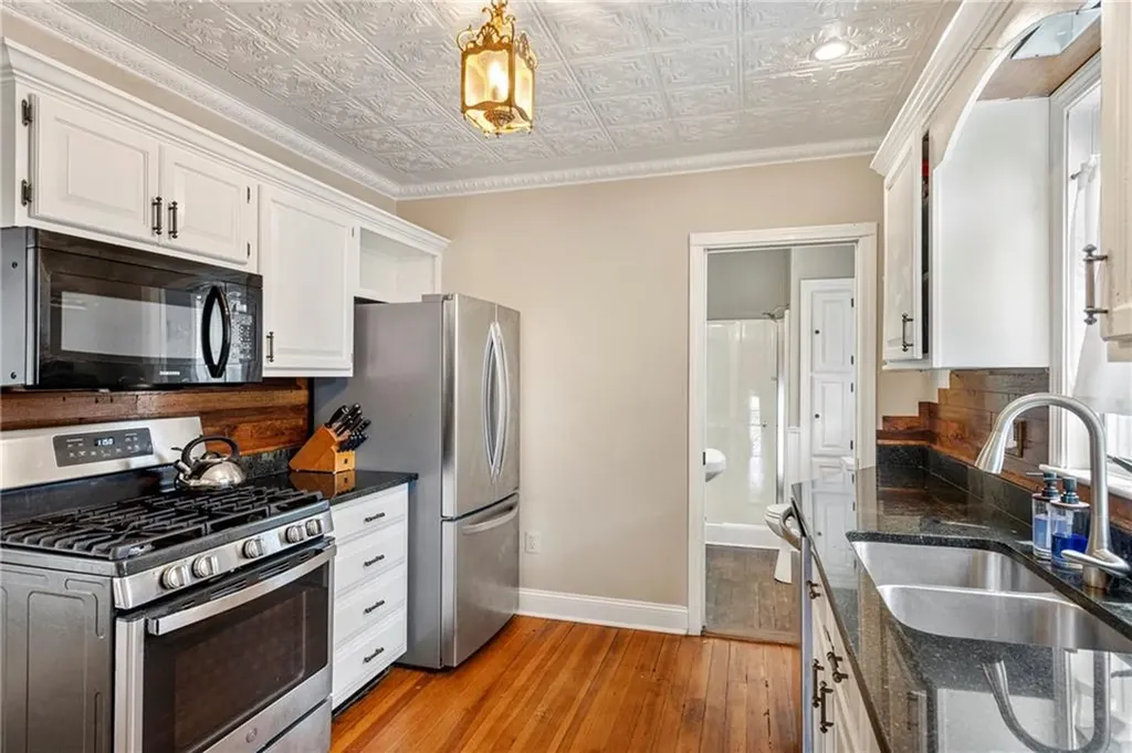 259 Juniper Street East Providence RI 02914