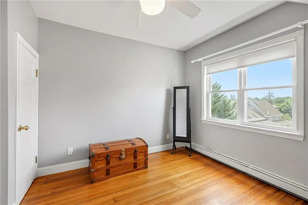 259 Juniper Street East Providence RI 02914