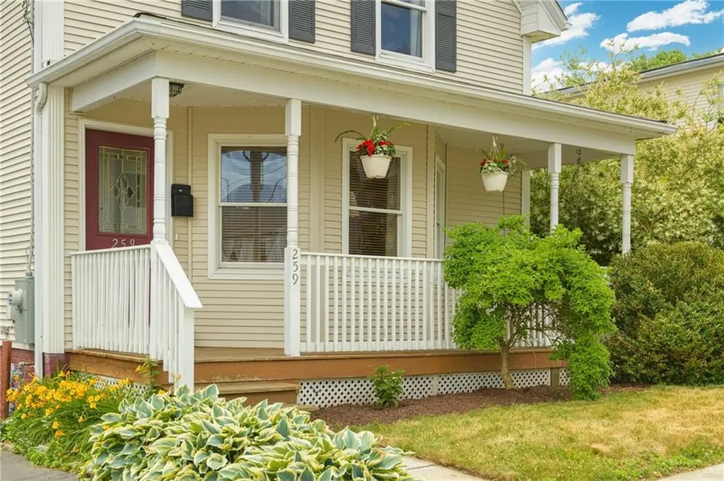 259 Juniper Street East Providence RI 02914